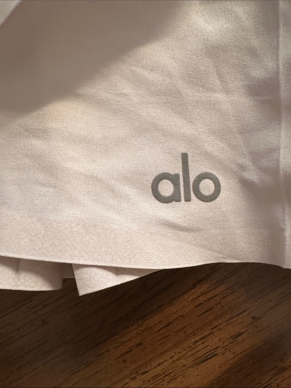 ALO Yoga Aces Tennis Skort- Size Medium - Picture 5 of 8